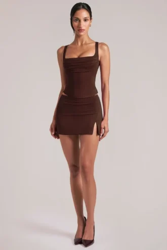 Tula Mid-Rise Bodycon Ultra Mini Kjol med spalt i chokladbrunt