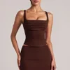 Tula Mid-Rise Bodycon Ultra Mini Kjol med spalt i chokladbrunt