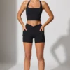 Twist Waist Mini Shorts med fickor i svart