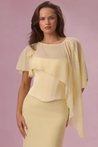 Velina Chiffon Cape i smörgul