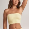 Verna Modal axelbandslös crop top i citronsorbet