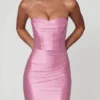 Yesenia Ruched Bandeau Miniklänning i Soft Pink