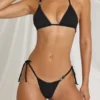 Zayana triangelbikinitopp  i svart