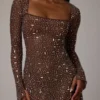Zeta Sheer Embellished Long Sleeve A-Line Miniklänning i Deep Cocoa