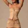 Zoryelle lågmidjade minishorts i tan
